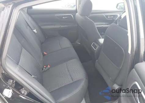 2017 Nissan Altima 2.5 Sv z USA, uszkodzony, nr VIN 1N4AL3AP7HC132911